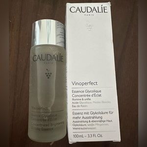 Vinoperfect Essence Glycolique Concentree d’eclat by Caudalìe 100 ml